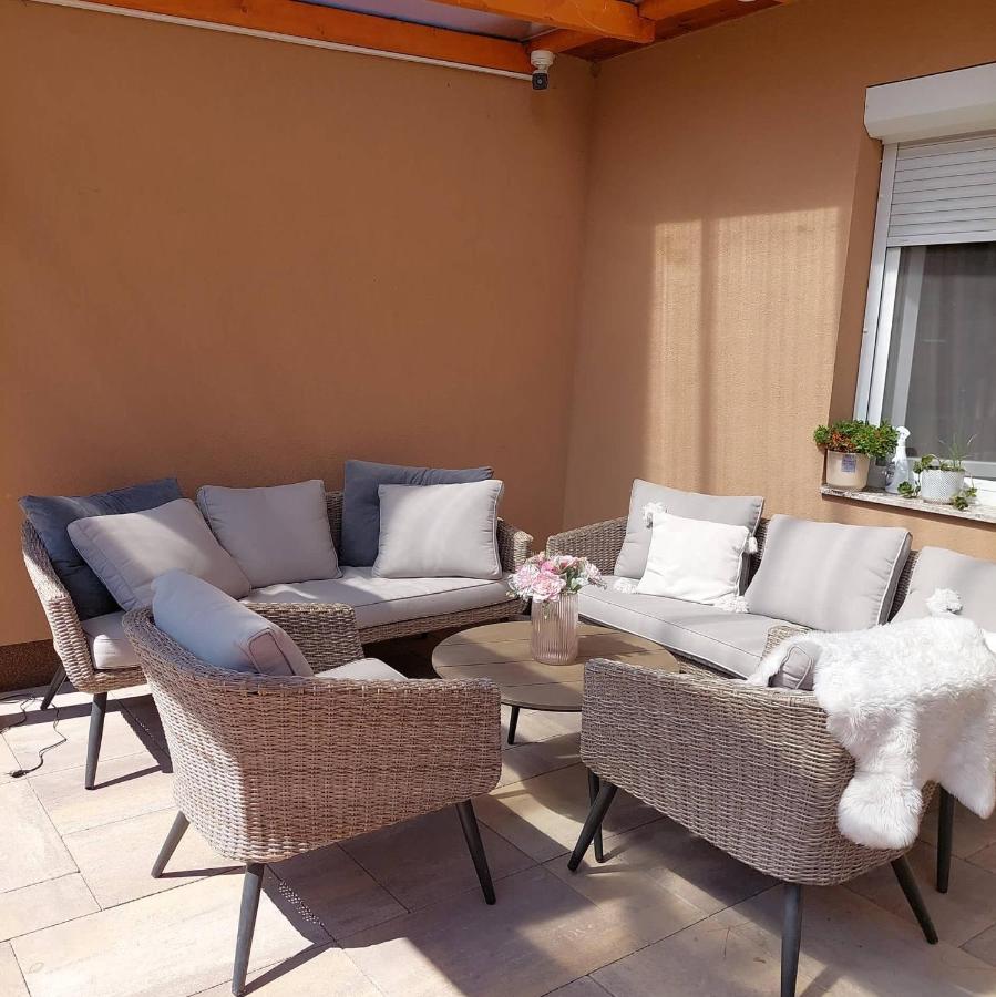 Dr Becsey Luxury Apartman Bekescsaba Dış mekan fotoğraf