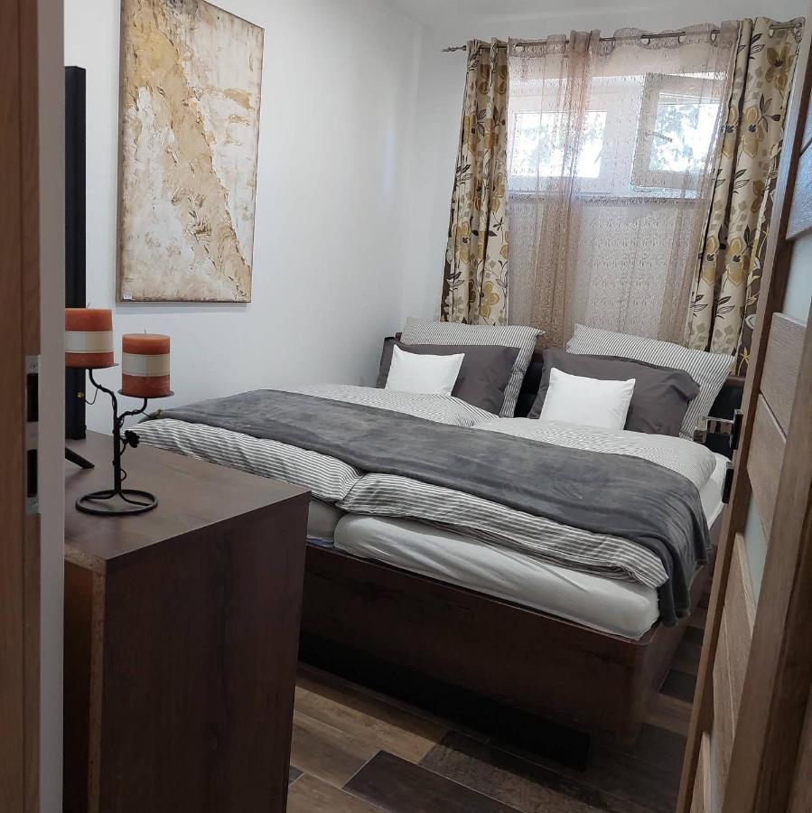 Dr Becsey Luxury Apartman Bekescsaba Dış mekan fotoğraf